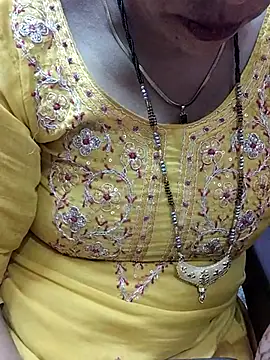 Urmila bhabhii online show from March 7, 3:07 pm