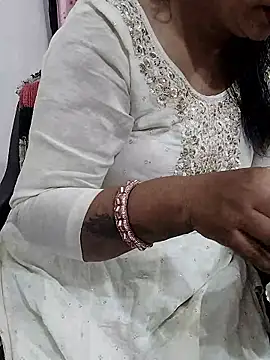 Urmila bhabhii online show from February 5, 3:33 am