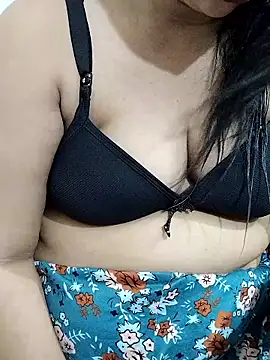 Urmila bhabhii online show from June 15, 3:47 pm