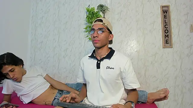 jony honey online show from March 14, 11:48 am