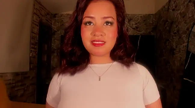 Snapshot of Estrella05_ chatting on February 27, 3:25 am Estrella05 online show from February 27, 3:25 am