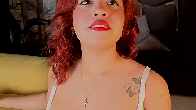 Snapshot of Estrella05_ chatting on October 24, 4:53 am Estrella05 online show from October 24, 4:53 am