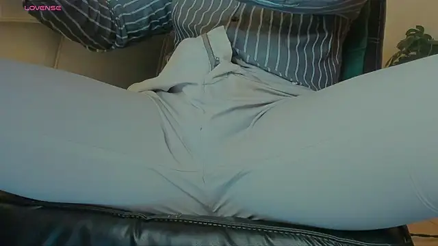 MrLonely02 online show from January 3, 4:22 am