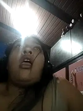 Snapshot of love_evelin chatting on March 7, 5:06 pm love evelin online show from March 7, 5:06 pm