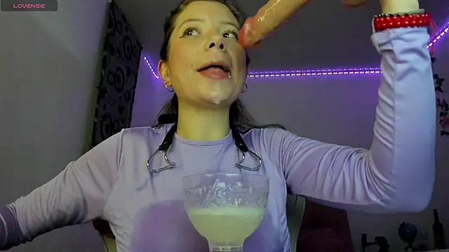 Susana garcia  online show from March 23, 2:04 am