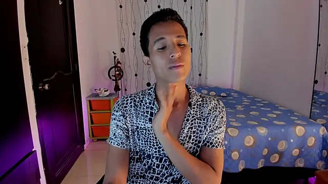 Snapshot of alessandro_wizard chatting on March 13, 9:48 pm alessandro wizard online show from March 13, 9:48 pm