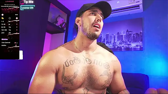 JACOB MARTINS online show from January 7, 8:11 pm