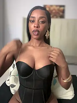 Snapshot of BhadBhad_Kitty chatting on September 19, 8:20 pm BhadBhad Kitty online show from September 19, 8:20 pm