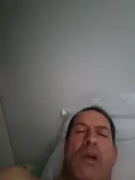 Snapshot of bagoulo chatting on November 3, 9:21 am bagoulo online show from November 3, 9:21 am