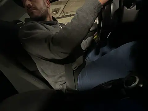 Snapshot of ganosex chatting on December 23, 12:03 am ganosex online show from December 23, 12:03 am