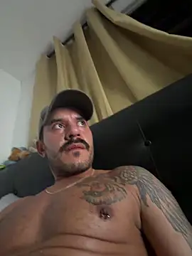 Snapshot of ganosex chatting on March 21, 3:22 am ganosex online show from March 21, 3:22 am