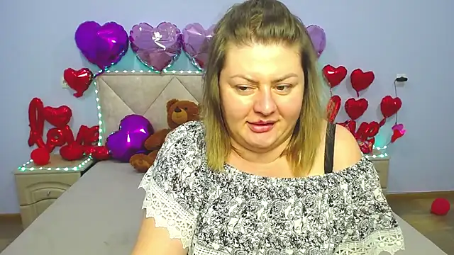 ZannaDreil online show from February 27, 11:15 pm