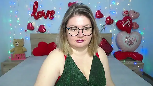 ZannaDreil online show from February 28, 7:14 pm