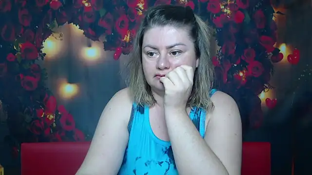 ZannaDreil online show from March 8, 11:28 pm