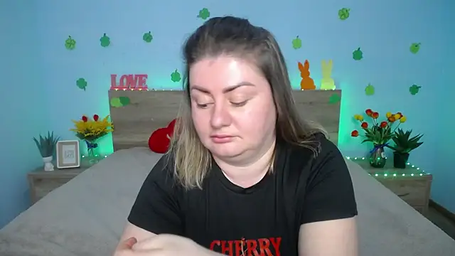 ZannaDreil online show from March 20, 10:40 pm