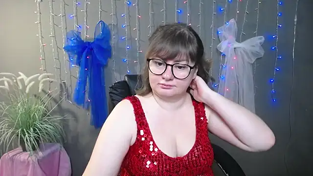 ZannaDreil online show from December 4, 7:11 pm