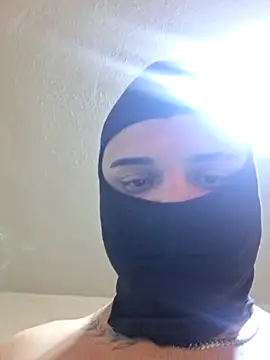 Snapshot of SINUECASTILLO chatting on March 15, 3:07 pm SINUECASTILLO online show from March 15, 3:07 pm