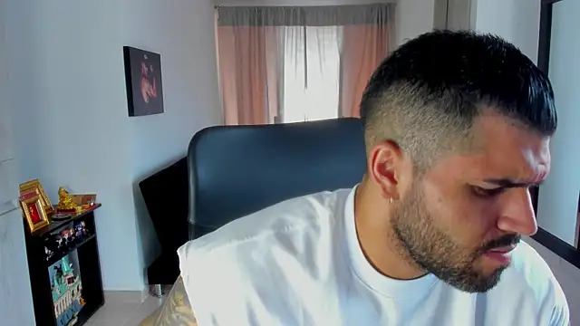 SamirHazard97 online show from January 5, 8:45 pm