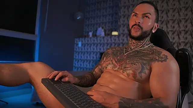 Snapshot of mariano_costa chatting on February 19, 5:49 am mariano costa online show from February 19, 5:49 am