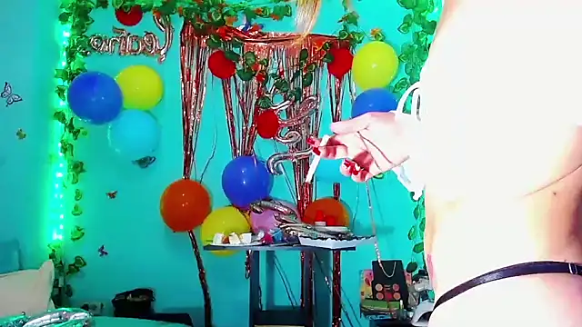 Snapshot of deboraath chatting on January 12, 9:51 am deboraath online show from January 12, 9:51 am