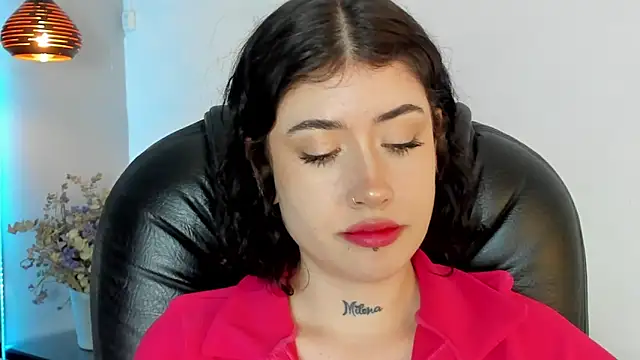 Snapshot of melody_suarez chatting on January 9, 10:41 pm melody suarez online show from January 9, 10:41 pm