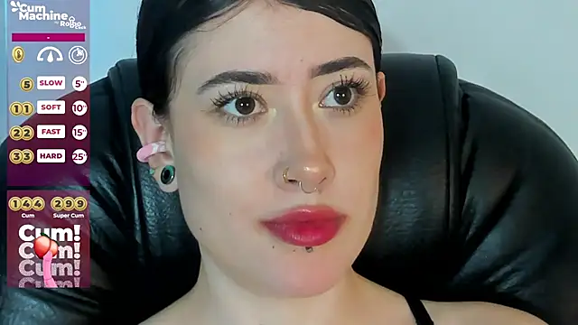 Snapshot of melody_suarez chatting on January 29, 1:48 am melody suarez online show from January 29, 1:48 am