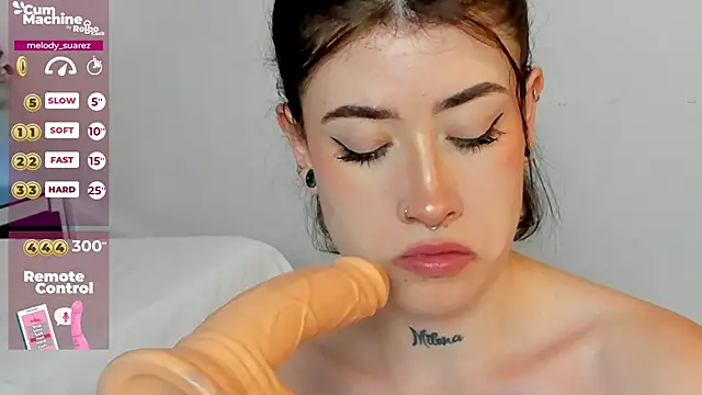 Snapshot of melody_suarez chatting on January 31, 1:54 am melody suarez online show from January 31, 1:54 am