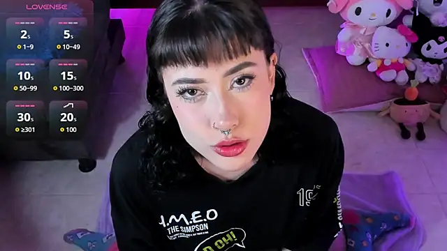 Snapshot of melody_suarez chatting on October 29, 10:22 pm melody suarez online show from October 29, 10:22 pm