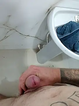 branquinho000007 online show from December 3, 12:18 am