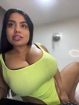 Snapshot of valeria2019hot chatting on December 14, 2:12 am valeria2019hot online show from December 14, 2:12 am