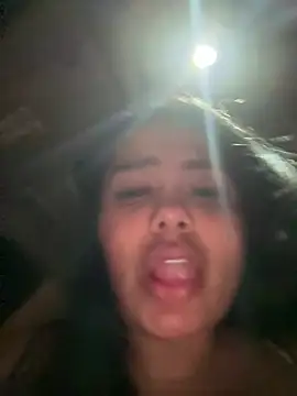 Snapshot of valeria2019hot chatting on February 18, 1:10 am valeria2019hot online show from February 18, 1:10 am