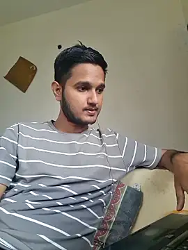 Snapshot of Jonrobinso chatting on September 23, 6:05 am Jonrobinso online show from September 23, 6:05 am