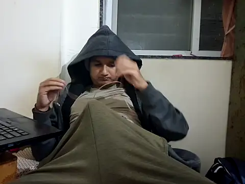 Jonrobinso online show from January 6, 3:49 pm