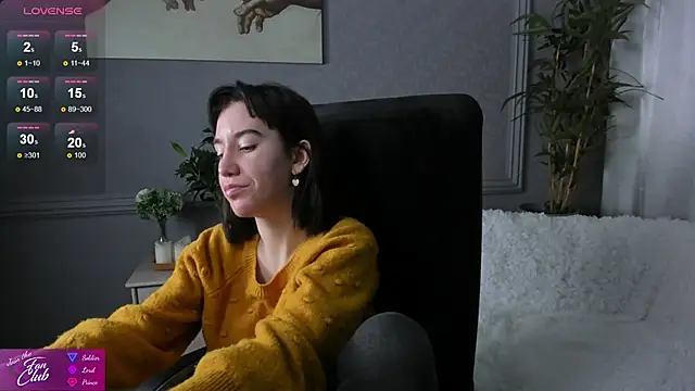 Belle Via online show from December 12, 4:43 pm