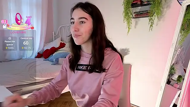 Belle Via online show from September 8, 3:44 pm