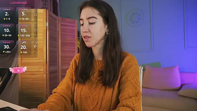 Belle Via online show from December 1, 2:22 pm