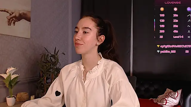 Snapshot of Belle_Via chatting on July 28, 2:13 pm Belle Via online show from July 28, 2:13 pm