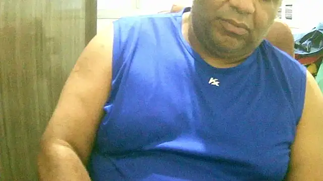 Snapshot of ulmo_br chatting on November 26, 8:54 pm ulmo br online show from November 26, 8:54 pm