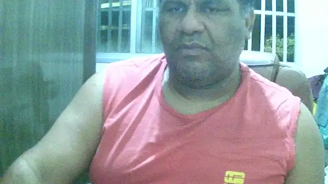 Snapshot of ulmo_br chatting on November 29, 12:35 am ulmo br online show from November 29, 12:35 am