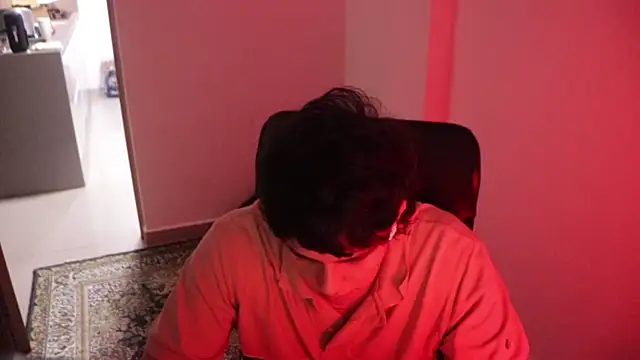 Snapshot of Tony_Hoffa chatting on November 19, 12:54 am Tony Hoffa online show from November 19, 12:54 am