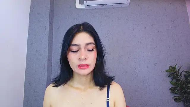 Tiffany mendez online show from April 30, 12:11 pm