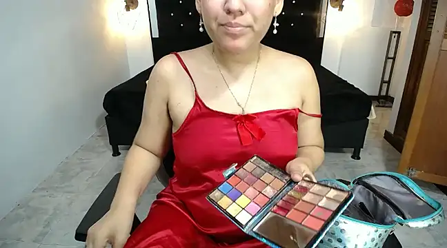 Snapshot of candy_hairy chatting on March 8, 2:23 am candy hairy online show from March 8, 2:23 am