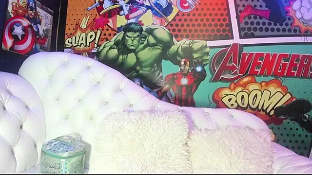 Snapshot of candy_hairy chatting on November 14, 3:05 am candy hairy online show from November 14, 3:05 am