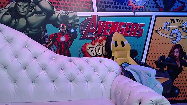 Snapshot of candy_hairy chatting on January 16, 3:21 am candy hairy online show from January 16, 3:21 am