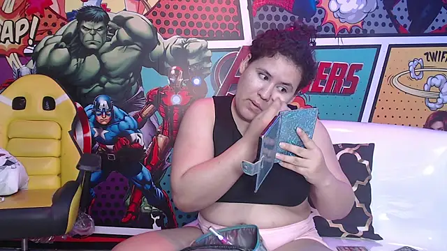 Snapshot of candy_hairy chatting on April 15, 2:29 am candy hairy online show from April 15, 2:29 am