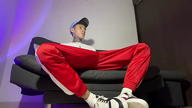 Saturno v online show from March 14, 5:05 am