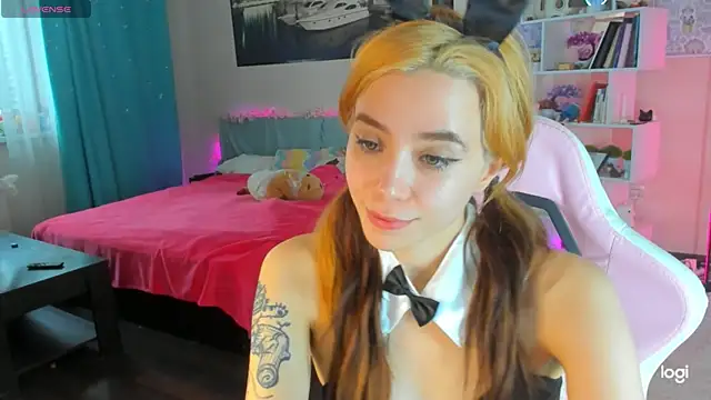 Snapshot of Ramona_Johnson chatting on February 7, 7:29 am Ramona Johnson online show from February 7, 7:29 am