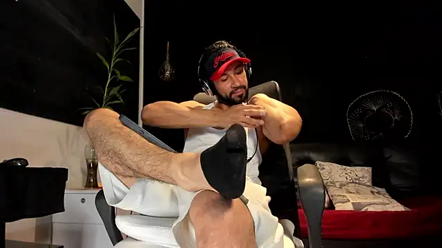 Snapshot of alessandro_wye chatting on November 4, 6:56 am alessandro wye online show from November 4, 6:56 am