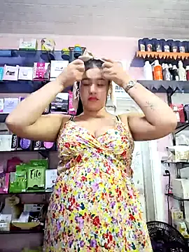 Snapshot of Miia_grand chatting on November 28, 12:52 pm Miia grand online show from November 28, 12:52 pm