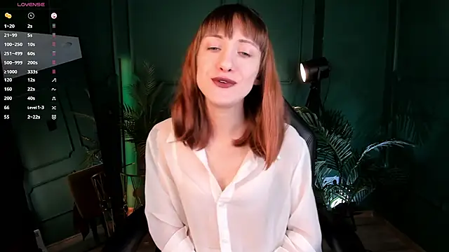 Snapshot of Dearly_kitty chatting on December 18, 2:06 pm Dearly kitty online show from December 18, 2:06 pm